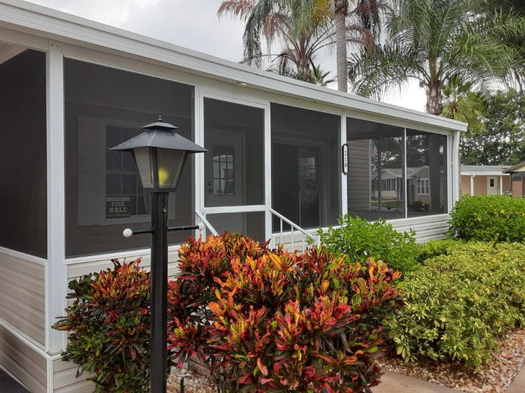 Homes for Sale Town & Country