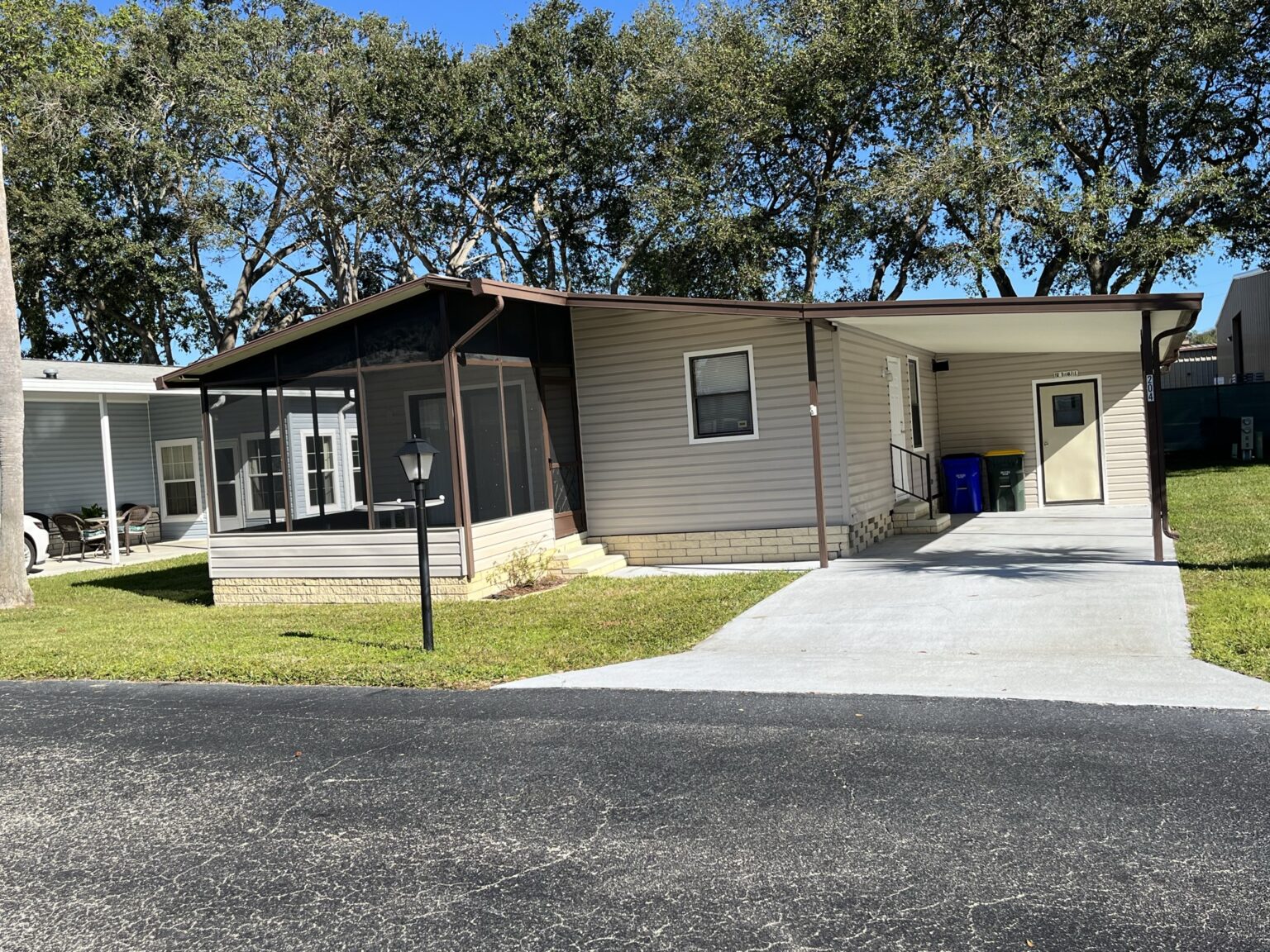 Homes for Sale Town & Country